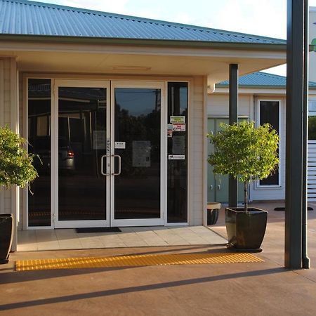 Cobar Central Motor Inn Bagian luar foto
