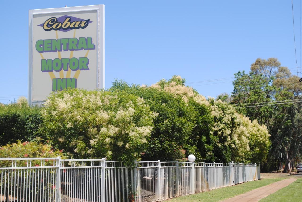 Cobar Central Motor Inn Bagian luar foto
